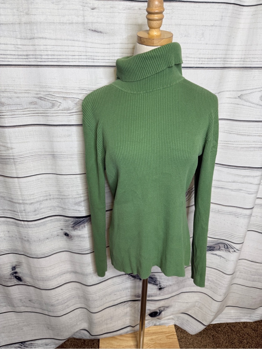 Relativity Moss Green Ribbed Turtleneck Sweater